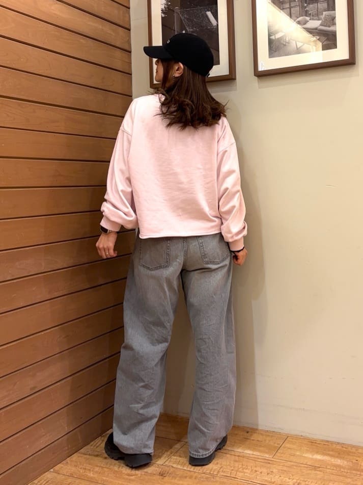 ふくまるさんの「SHOO･LA･RUE｜【洗濯機可/S-LL】コーデの主役になる ロゴアソート 裏毛スウェット」を使ったコーディネート