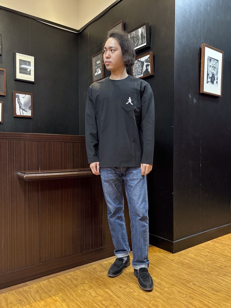 KEIさんの「TAKEO KIKUCHI｜【BOWLER HAT LABEL】Tエンブレム デニムシャツ」を使ったコーディネート
