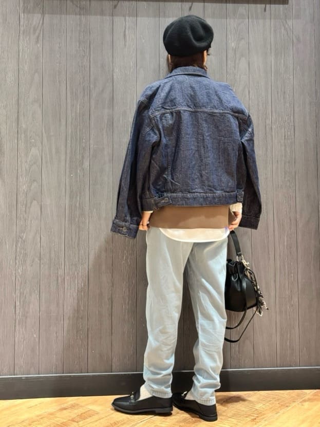 meiさんの「SHOO･LA･RUE｜【SHOO・LA・RUE DENIM】羽織るだけでこなれる　オーバーサイズデニムジャケット」を使ったコーディネート