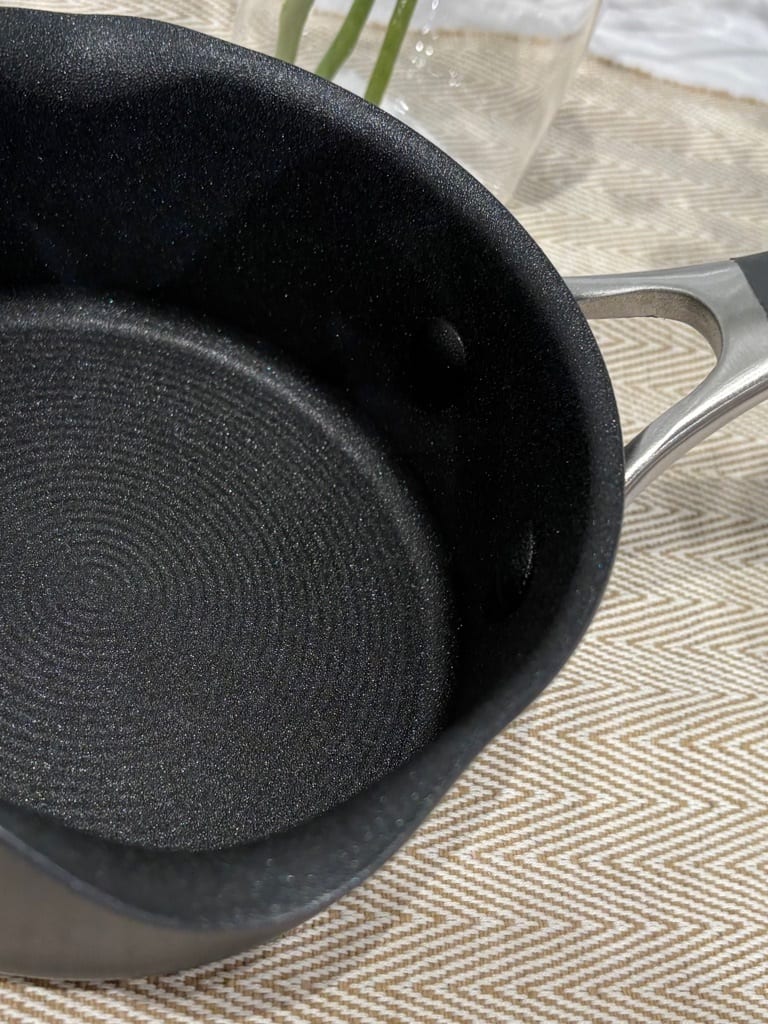 YUKOさんの「212 KITCHEN STORE｜サーキュロン A1 フライパン 20cm ＜MEYER マイヤー＞」を使ったコーディネート