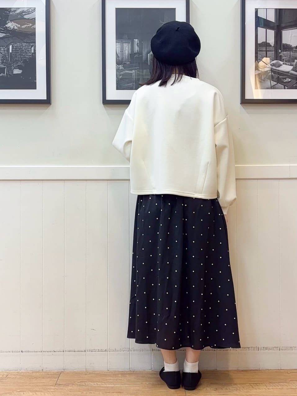 えぬさんの「SHOO･LA･RUE｜【S-LL】美しいシルエット お花ロープ刺繍ダンボールトップス」を使ったコーディネート