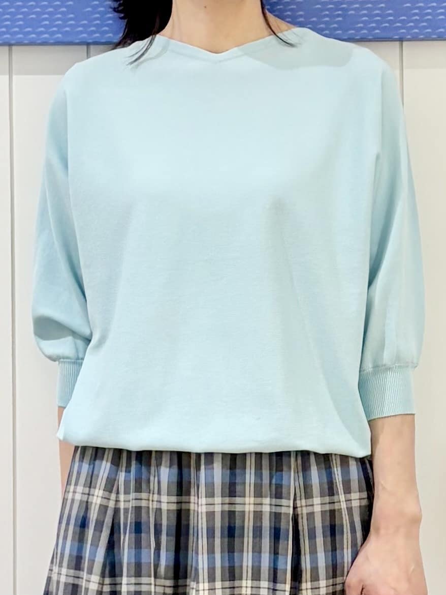 uwatokoさんの「Dessin｜【洗える】後ろボタンニットプルオーバー七分袖」を使ったコーディネート