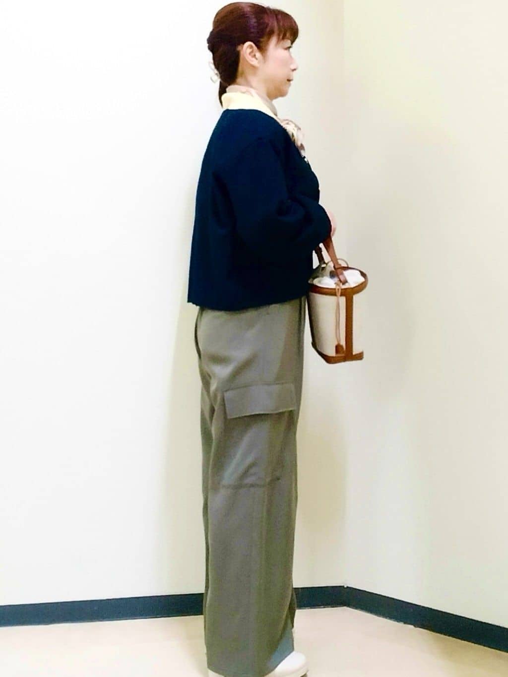 花さんの「Reflect｜ストレートワイドカーゴパンツ」を使ったコーディネート
