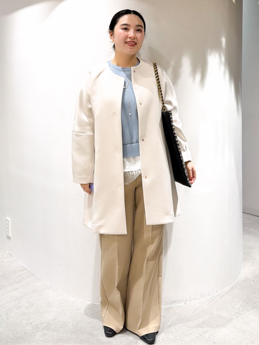 かりんさんの「OPAQUE.CLIP｜フォルムスリーブミドルコート【洗濯機OK】」を使ったコーディネート