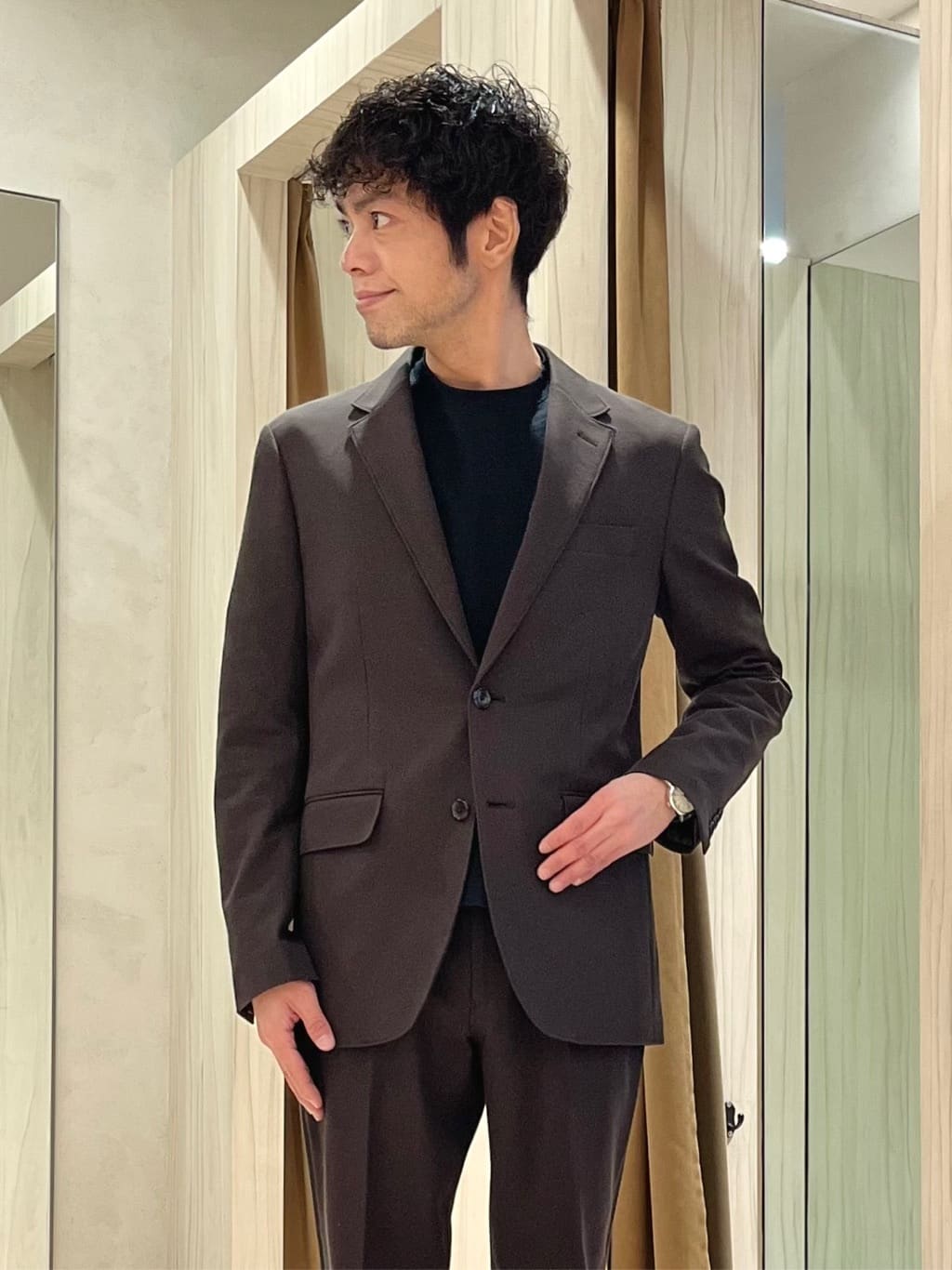 URAさんの「TAKEO KIKUCHI｜撥水ツイル スタンドカラー コート」を使ったコーディネート