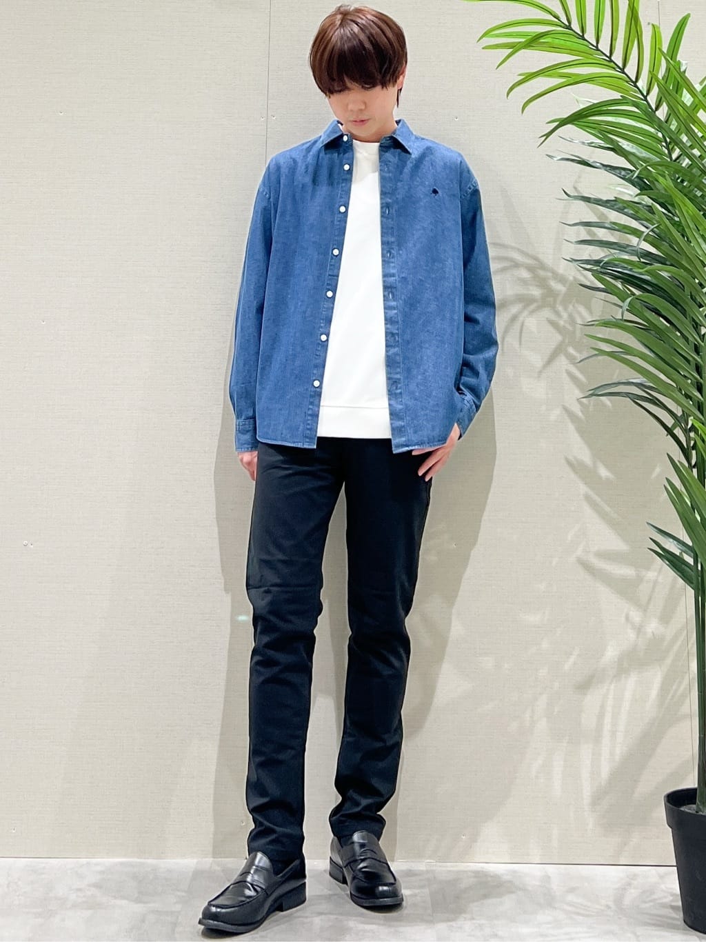 SHI-MAさんの「THE SHOP TK｜【POLO BCS 別注】 アソート長袖シャツ ストライプ／グレー／デニム」を使ったコーディネート