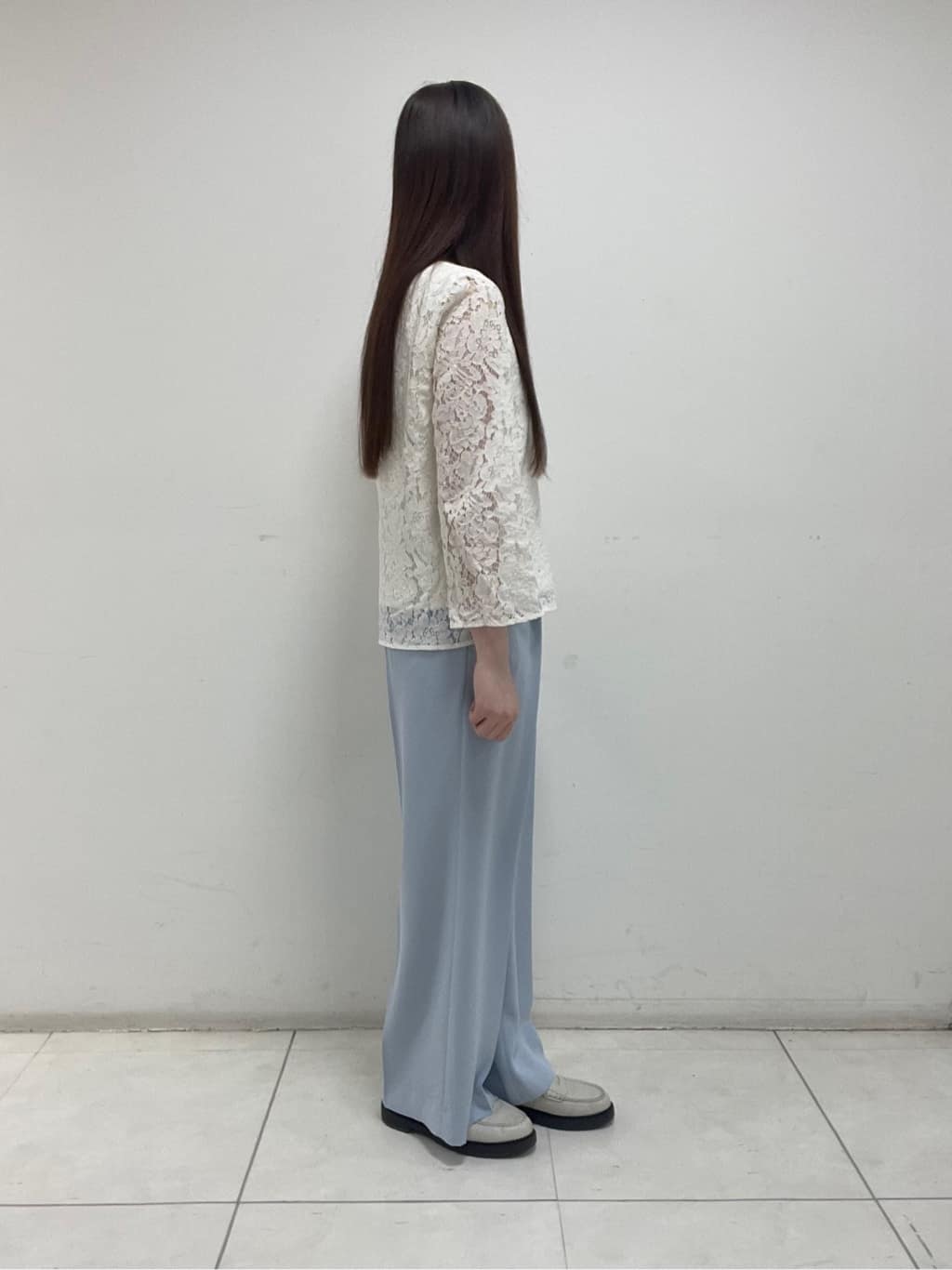 mさんの「INDIVI｜【洗える／多機能／SETUP可】着る日傘ジレジャケット」を使ったコーディネート