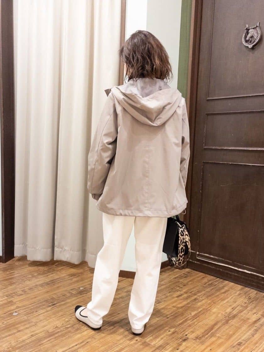 yukaさんの「SHOO･LA･RUE｜襟付きレース風カーディガン」を使ったコーディネート