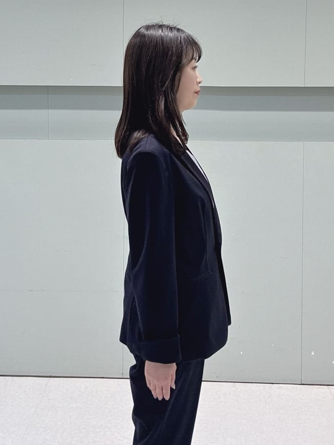 makiさんの「UNTITLED｜【透けにくい/ウエストイン見え】タックブラウス」を使ったコーディネート