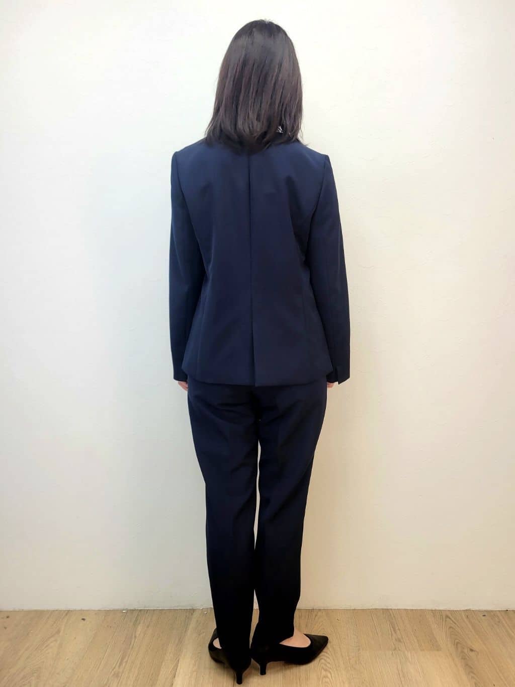 LISAさんの「OPAQUE.CLIP｜《通勤／セットアップ対応》 Vネックジャケット／ダブルクロス【洗濯機OK】」を使ったコーディネート