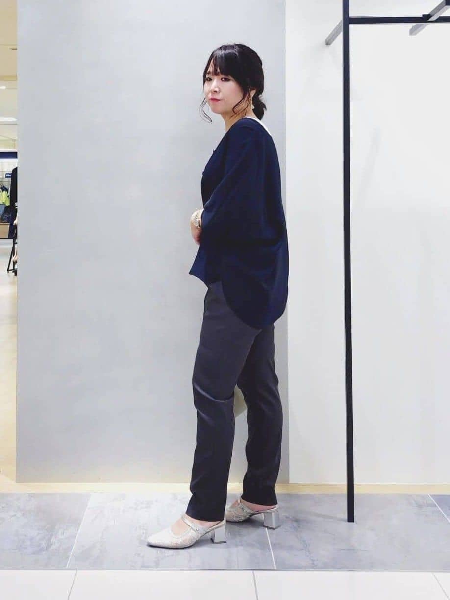 TOMOMIさんの「INDIVI｜【洗える／前後2WAY】インナータンクトップ」を使ったコーディネート