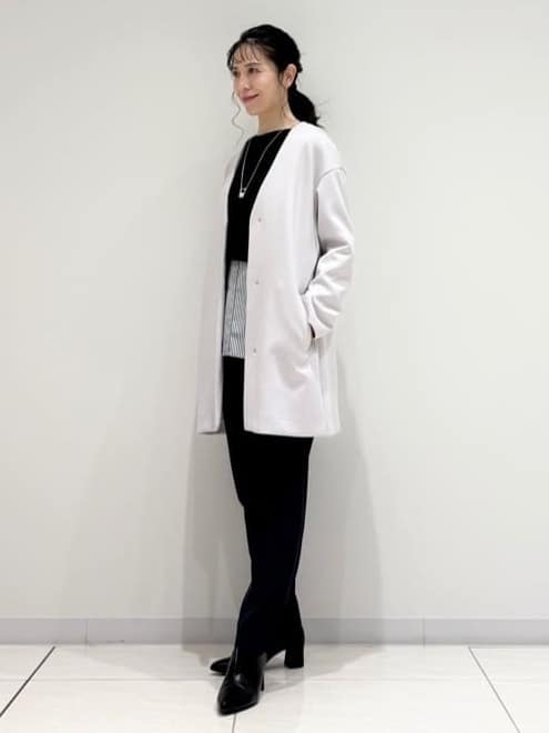 kayoさんの「INDIVI｜【秋／軽羽織り】ノーカラーミドル丈ライトコート」を使ったコーディネート