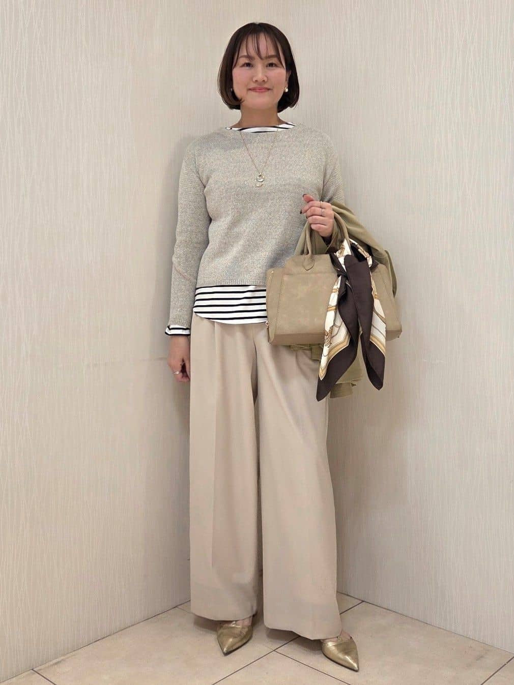 naokoさんの「UNTITLED｜【定番人気/はっ水/洗える】タスランショートトレンチコート」を使ったコーディネート
