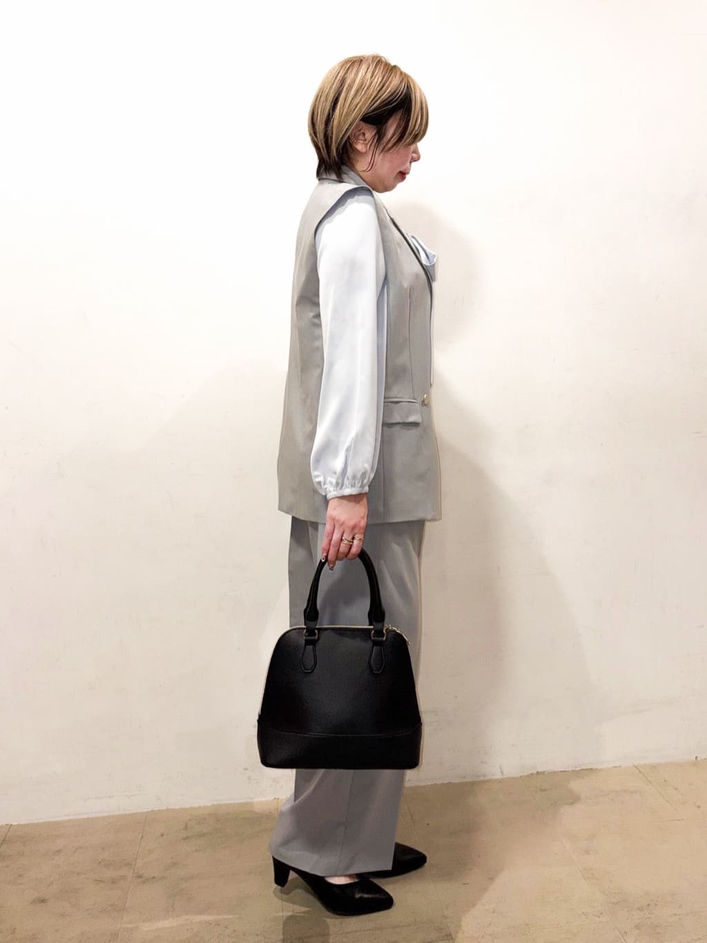 Ricoさんの「SHOO･LA･RUE｜【セットアップ可/S-LL/洗濯機可】サッと羽織ってこなれ見え ダブルブレストジレ」を使ったコーディネート