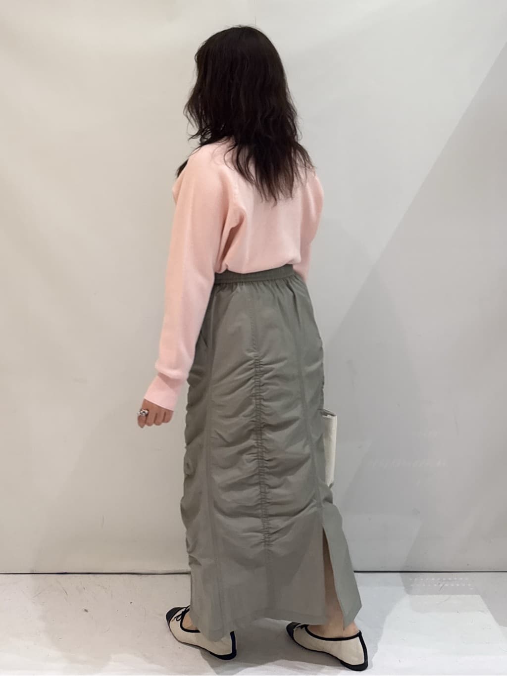 nakkoさんの「OPAQUE.CLIP｜スウェットライクニット【洗濯機OK】」を使ったコーディネート