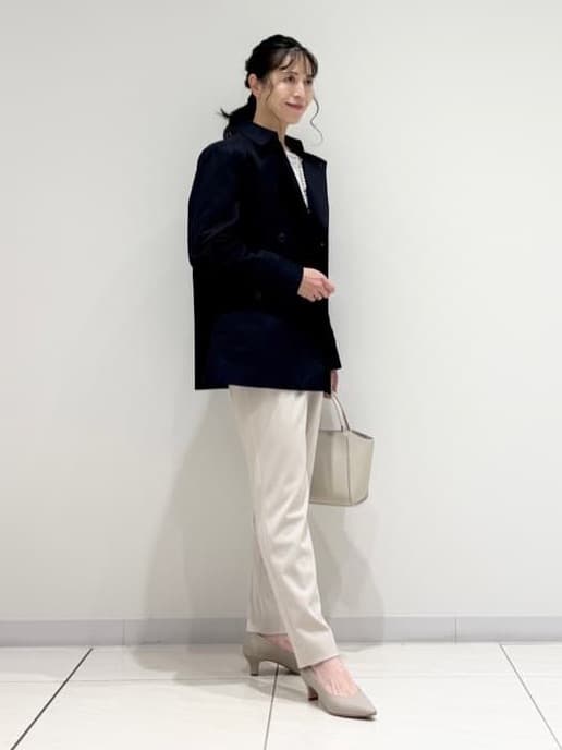 kayoさんの「INDIVI｜【花粉付着防止／撥水／UVケア】名品トレンチコート」を使ったコーディネート
