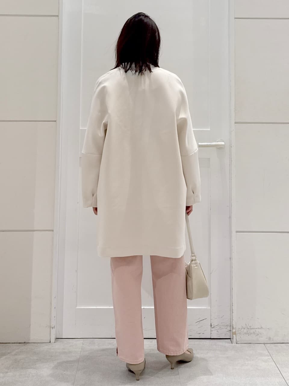 yuka.aさんの「OPAQUE.CLIP｜フォルムスリーブミドルコート【洗濯機OK】」を使ったコーディネート