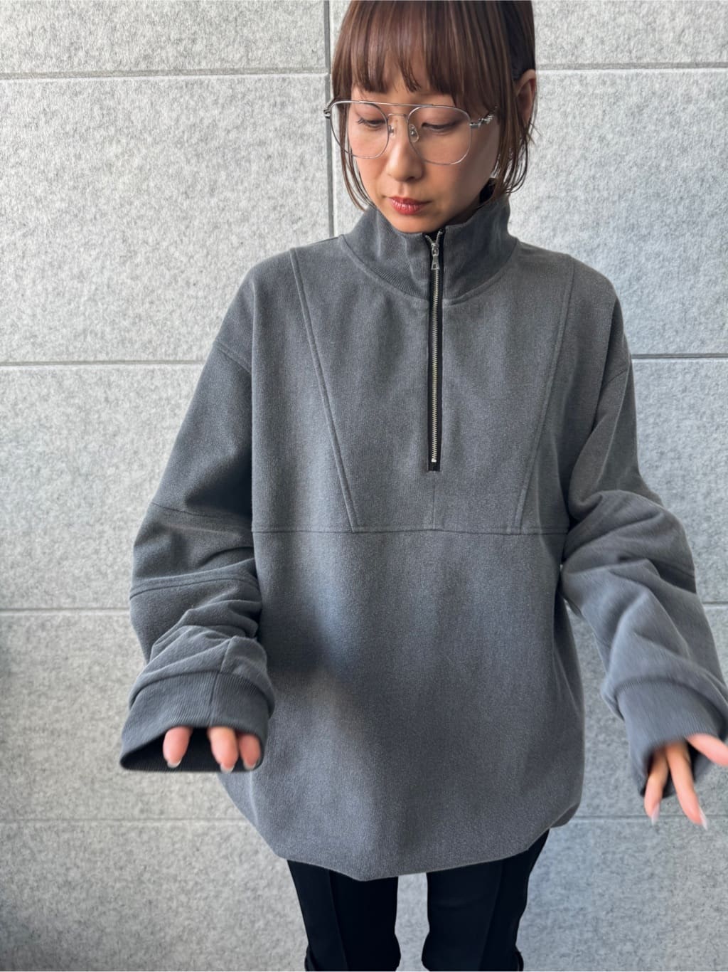 designer yukaさんの「CODE A｜half zip sweat mini dress」を使ったコーディネート