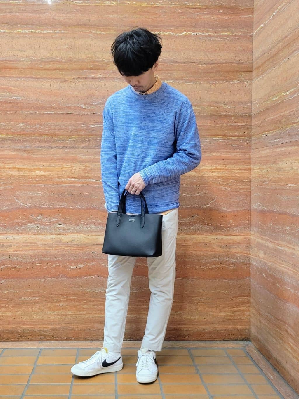 piroyaさんの「TAKEO KIKUCHI｜【洗える】カラースプリングニット」を使ったコーディネート