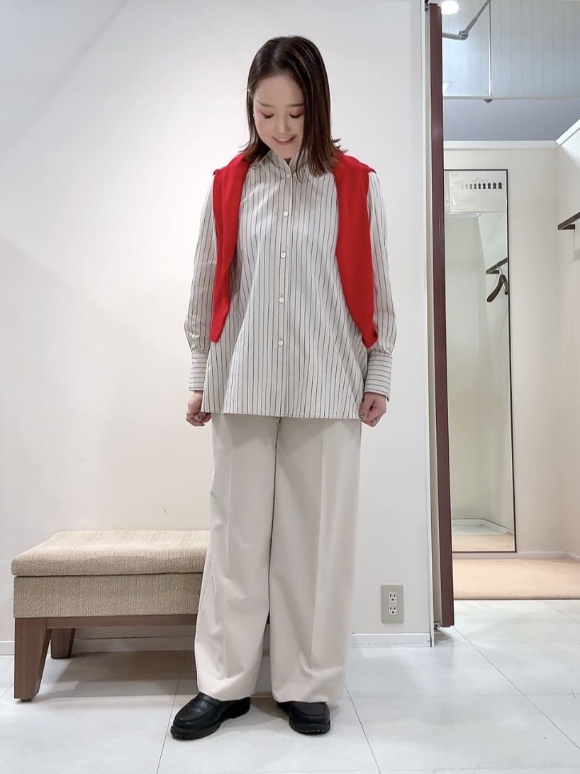 YUIさんの「UNTITLED｜【アンサンブル可/洗える】ウォームスパン カーディガン」を使ったコーディネート