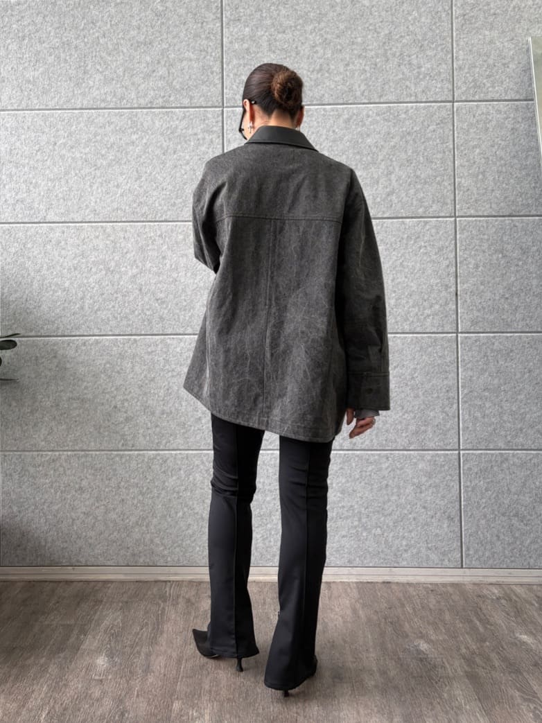 ibuさんの「CODE A｜pigment denim coverall」を使ったコーディネート