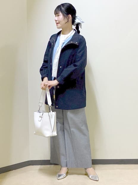  beni_gingerさんの「Reflect｜【通勤／ボウタイ取り外し可】ボウタイ付きバンドカラーブラウス」を使ったコーディネート