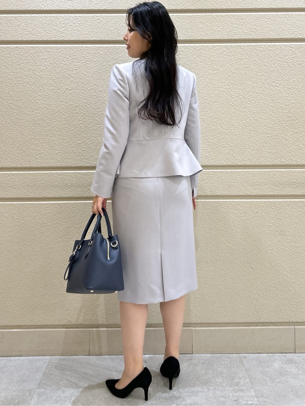 Momokaさんの「COUP DE CHANCE｜【手洗い可／日本製／スーツ可】ペプラムデザイン　カラーレスジャケット」を使ったコーディネート