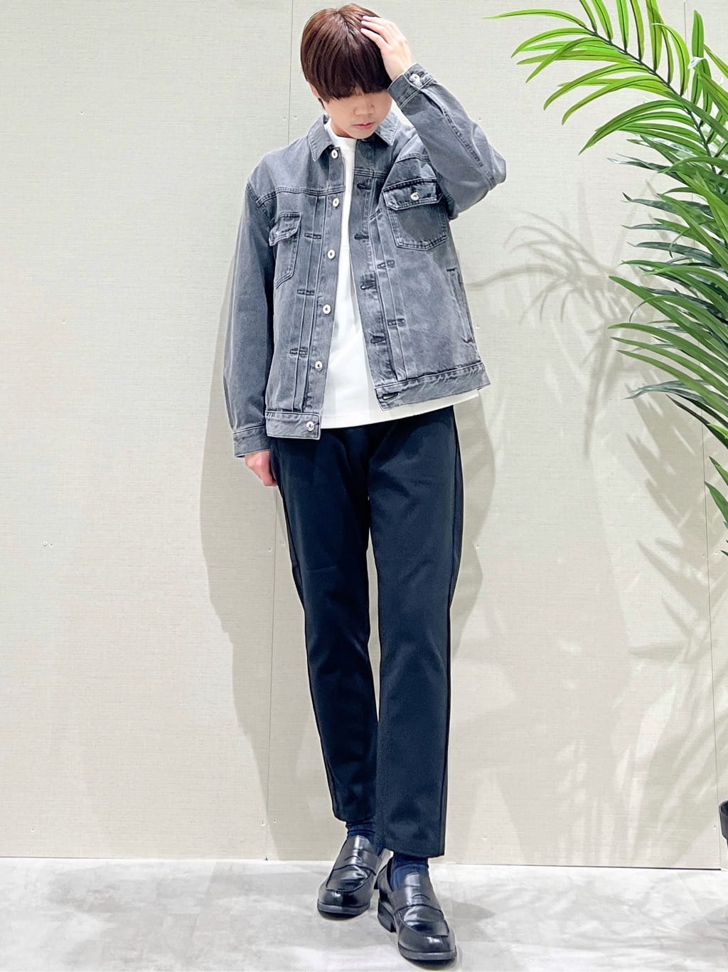 SHI-MAさんの「THE SHOP TK｜【大人にも取り入れやすい】デニムジャケット セットアップ可/洗濯機OK」を使ったコーディネート