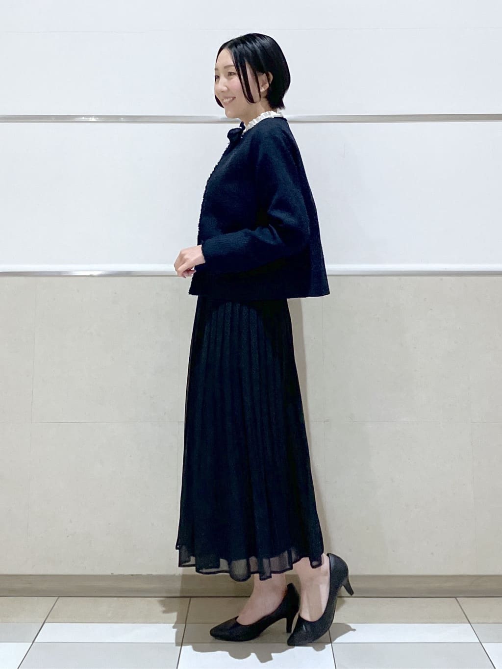 eriko さんの「Dessin｜【洗える】フリルネックジョーゼットブラウス」を使ったコーディネート
