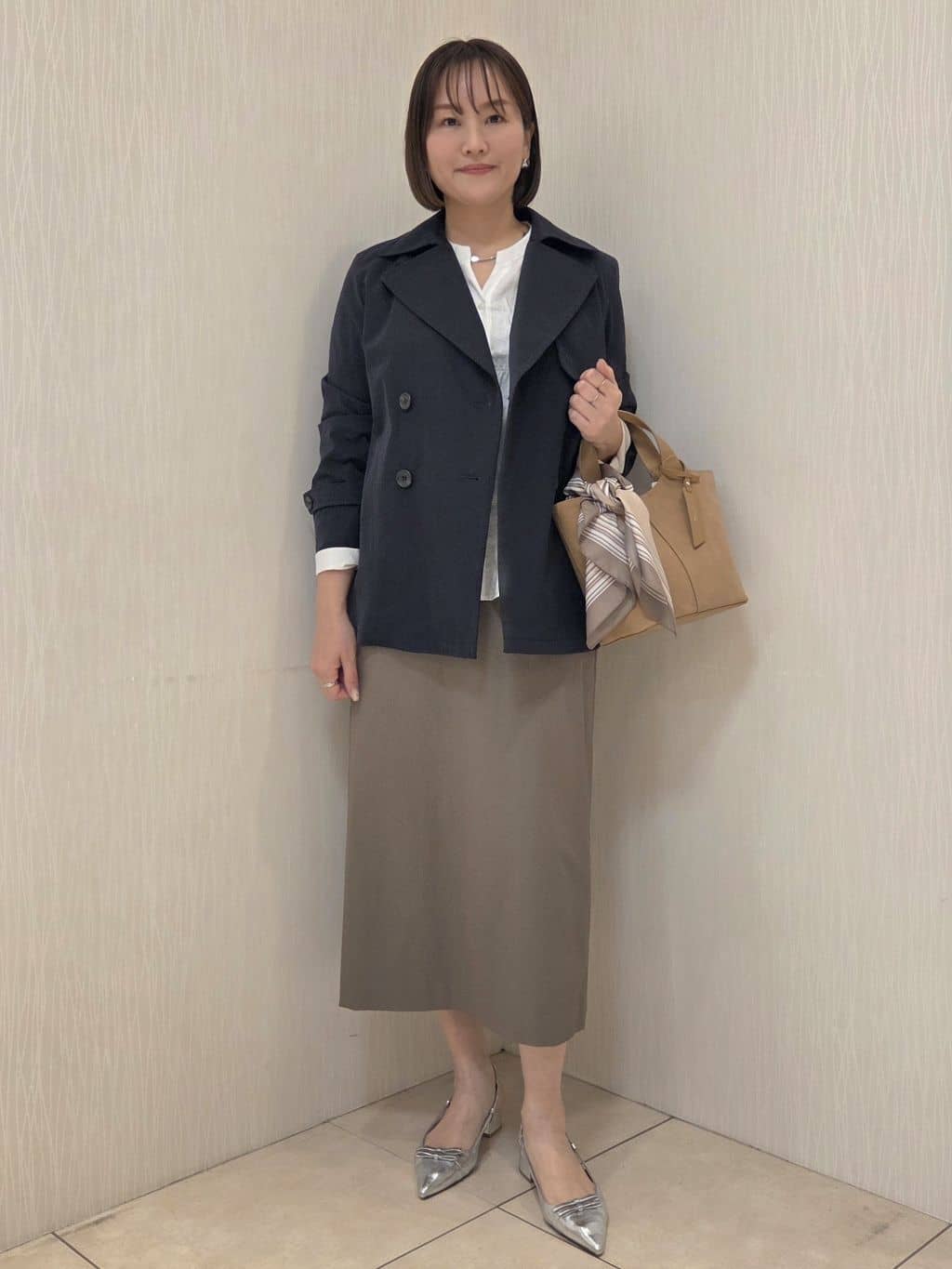 naokoさんの「UNTITLED｜【定番人気/はっ水/洗える】タスランショートトレンチコート」を使ったコーディネート