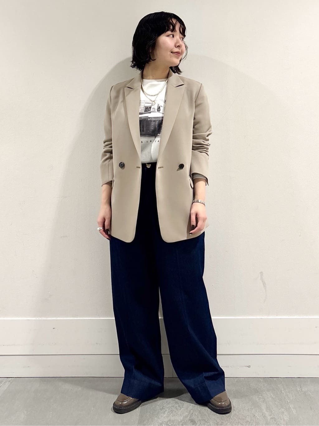 モエカさんの「UNTITLED｜◆【洗える/ストレッチ性】ダブルブレストジャケット」を使ったコーディネート
