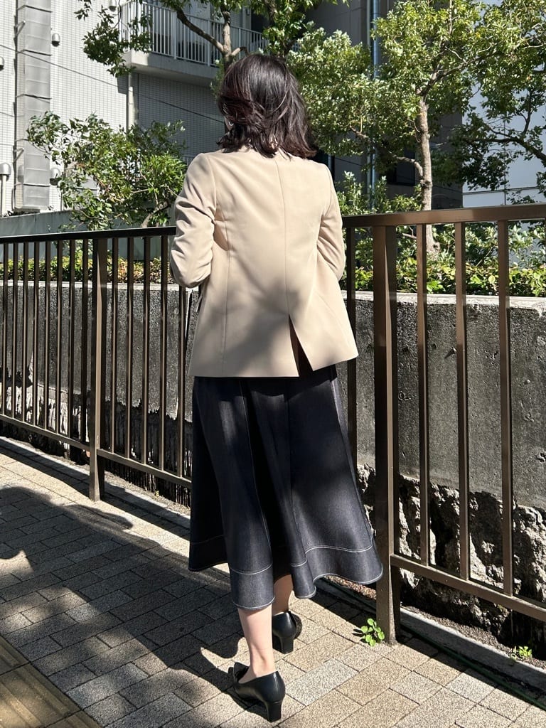 shinoさんの「Couture brooch｜【洗える・通勤】パール調ボタン テーラードジャケット」を使ったコーディネート