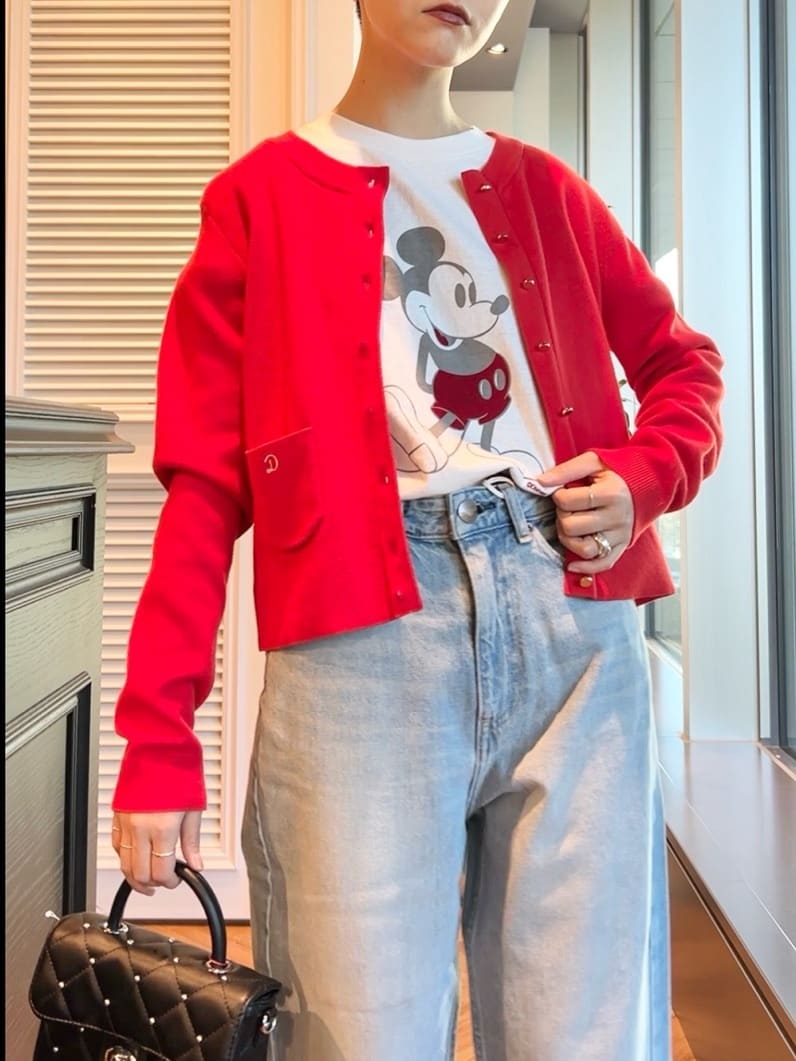 OCHIAIさんの「DRESSTERIOR｜RED CARD TOKYO（レッドカードトーキョー）JAZZルーズテーパードデニムパンツ」を使ったコーディネート