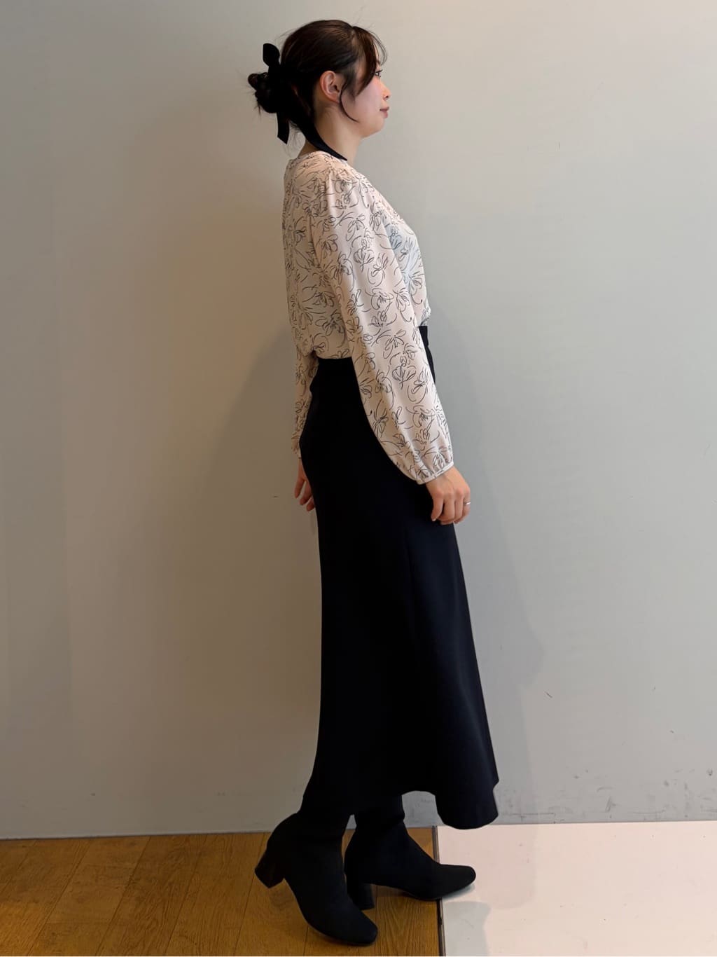 Saekoさんの「COUP DE CHANCE｜◆【手洗い可／日本製】花柄ブラウス」を使ったコーディネート