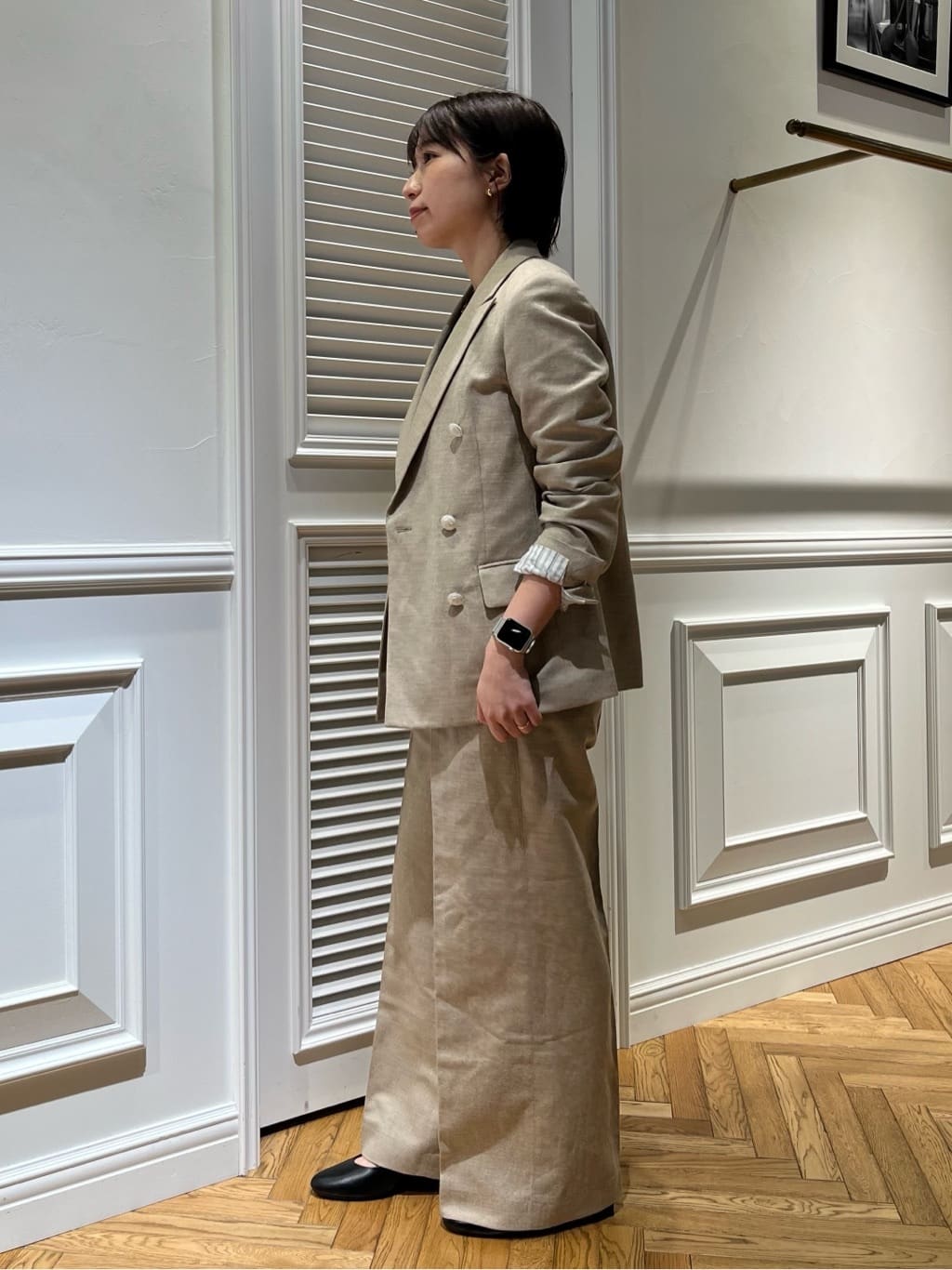 つじ まこさんの「DRESSTERIOR｜【セットアップ可】リネンブレンドダブルブレストジャケット」を使ったコーディネート