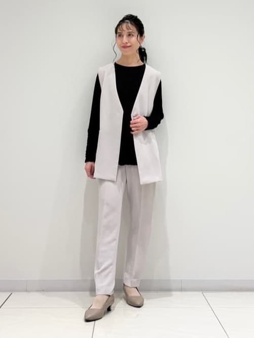 kayoさんの「INDIVI｜【洗える／レイヤードにおすすめ】シャーリングレース ロングTシャツ」を使ったコーディネート