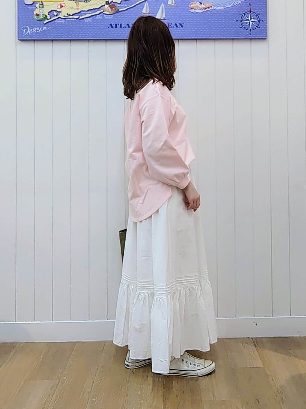 itoさんの「Dessin｜【花粉ガード/撥水加工/洗える】クルーネックスプリングコート」を使ったコーディネート