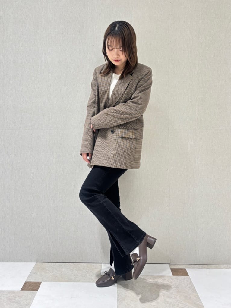 せらら⭐️さんの「ESPERANZA｜ビジュー付リボンローファー」を使ったコーディネート