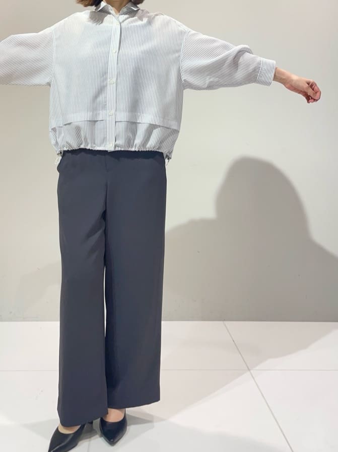murayamaさんの「INDIVI｜【接触冷感／洗える／2WAY】ドロスト付 シアーシャンブレーシャツ」を使ったコーディネート
