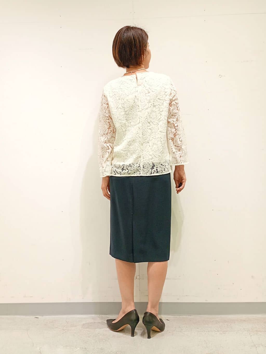 Kさんの「INDIVI｜【定番スーツ／UVケア／洗える】ウール調ノーカラージャケット」を使ったコーディネート