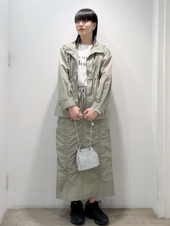 くっしーさんの「OPAQUE.CLIP｜撥水スタンドZIPブルゾン【洗濯機OK／UVケア／花粉対応】」を使ったコーディネート