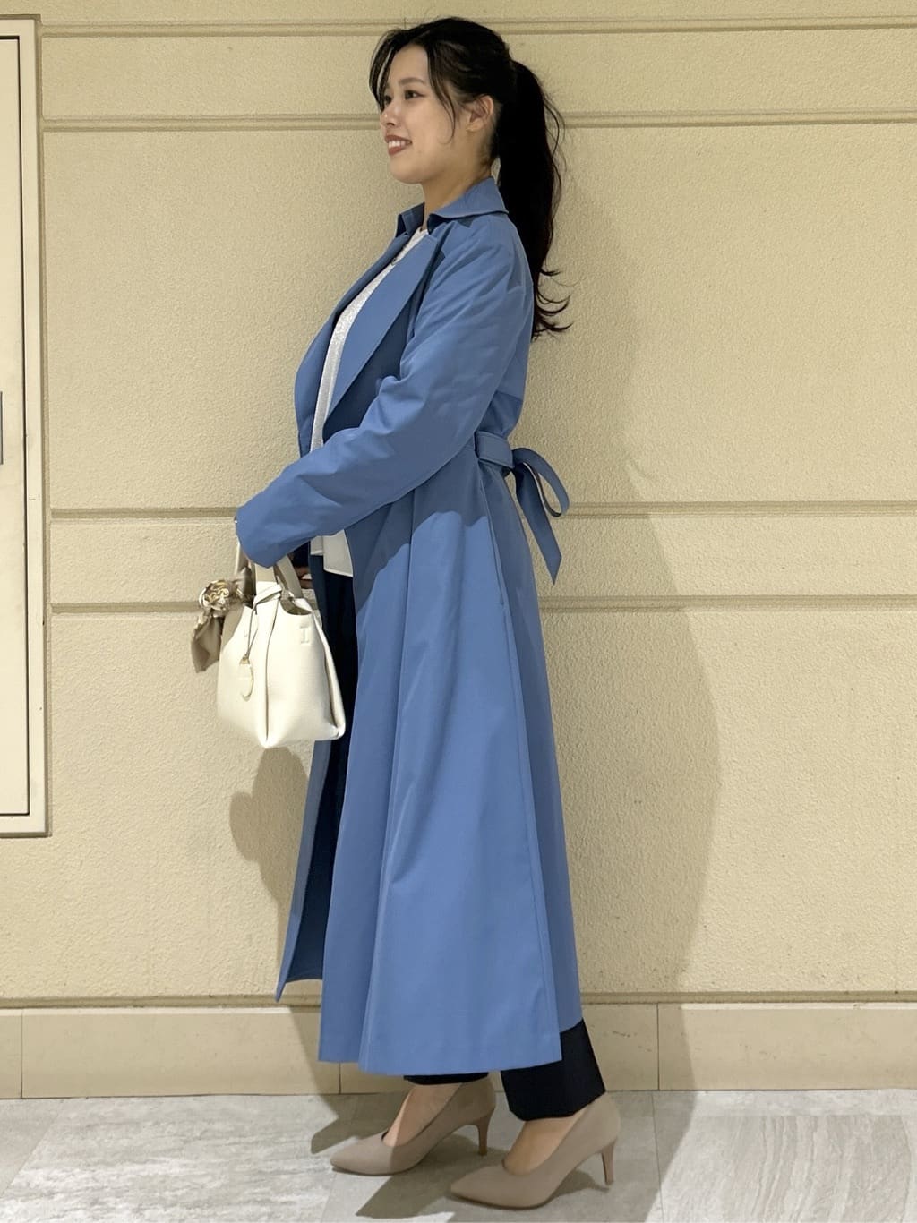 Momokaさんの「COUP DE CHANCE｜【きれいめ羽織り】Aラインドレスコート」を使ったコーディネート