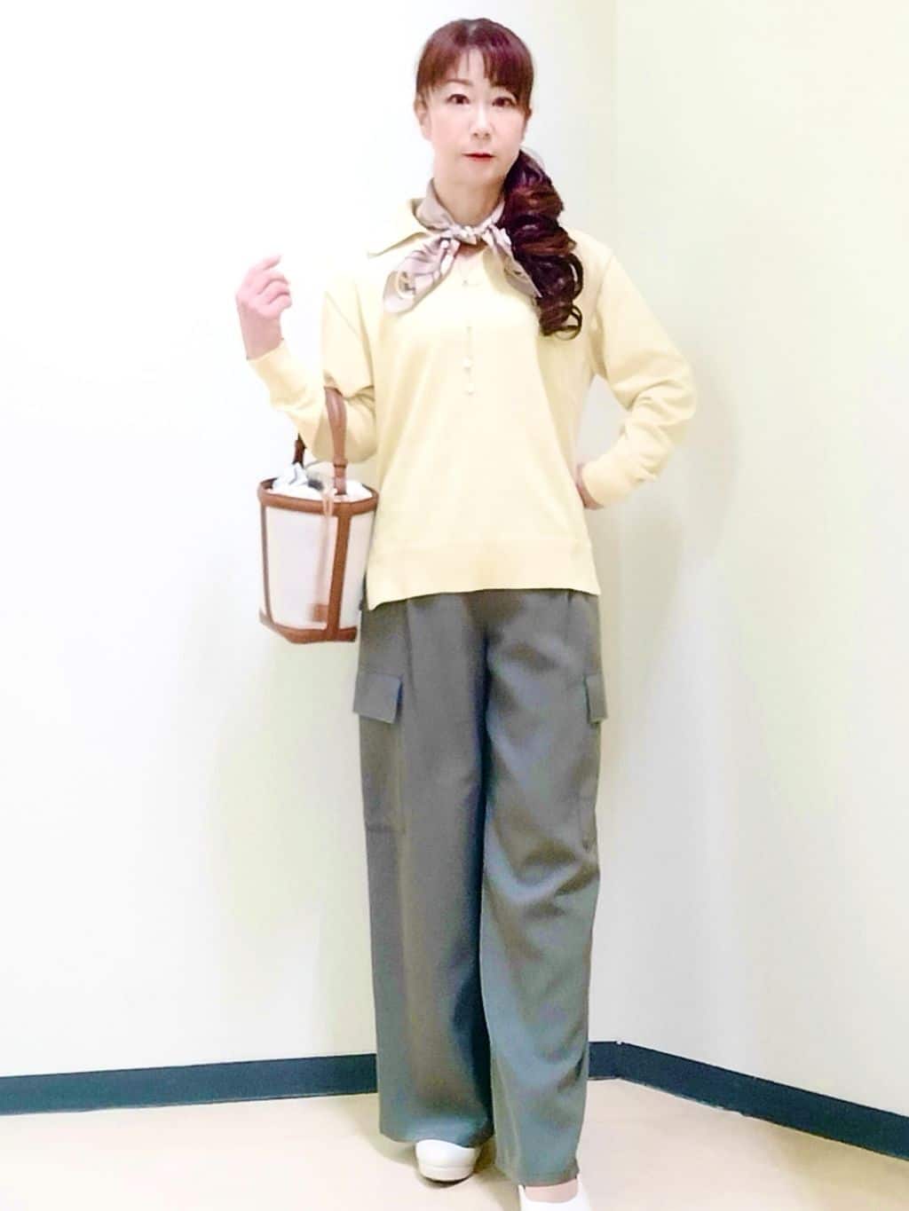 花さんの「Reflect｜ストレートワイドカーゴパンツ」を使ったコーディネート