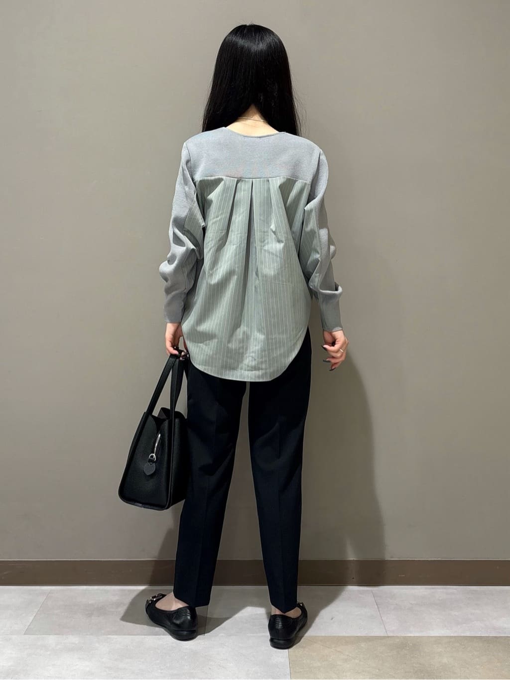 KEIKOさんの「INDIVI｜【名品／撥水／抗菌防臭】ロング丈リサイクルダウンコート」を使ったコーディネート