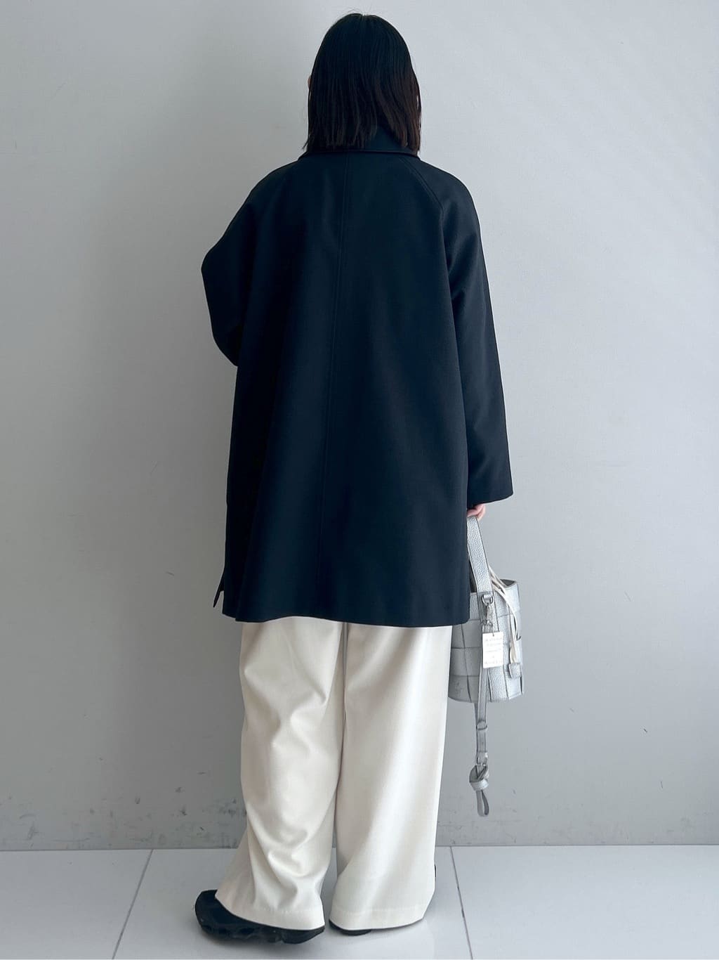 Hirokaさんの「Dessin｜【花粉ガード/撥水加工/洗える】ステンカラースプリングコート」を使ったコーディネート