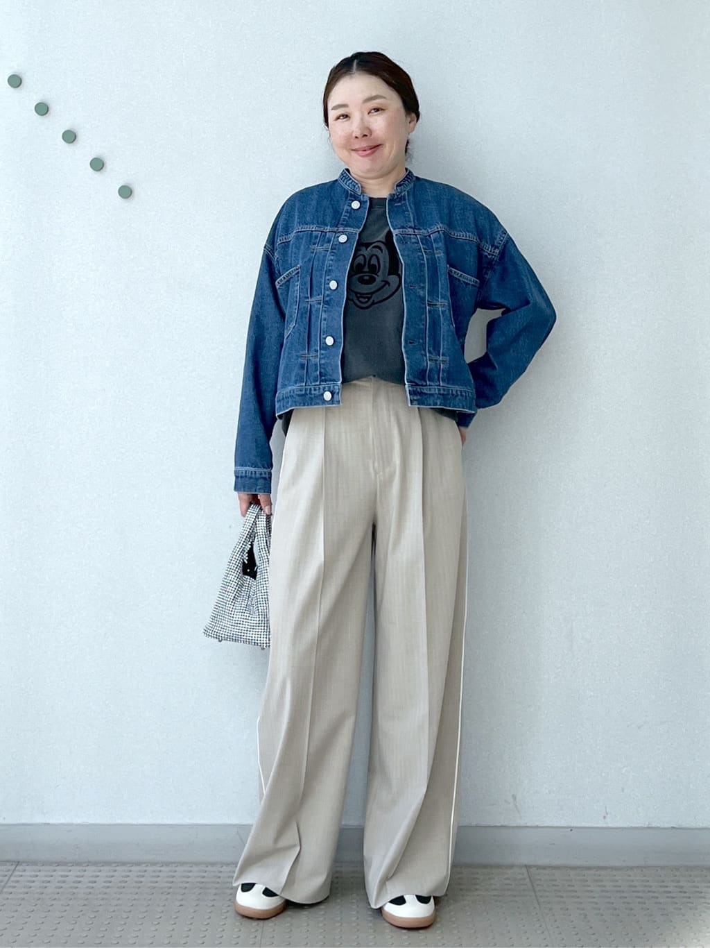 Soeさんの「DRESSTERIOR｜【ウォッシャブル】ヴィンテージバンドカラーGジャン」を使ったコーディネート
