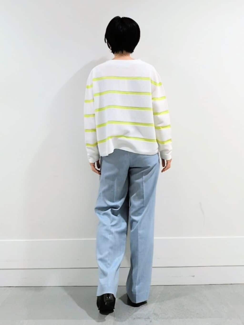 ミズタさんの「UNTITLED｜◆【ゆったり/洗える】クロップドニットプルオーバー」を使ったコーディネート