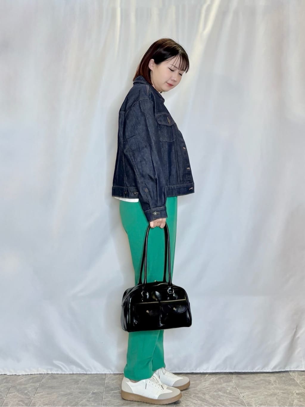 ネリさんの「SHOO･LA･RUE｜【SHOO・LA・RUE DENIM】羽織るだけでこなれる　オーバーサイズデニムジャケット」を使ったコーディネート
