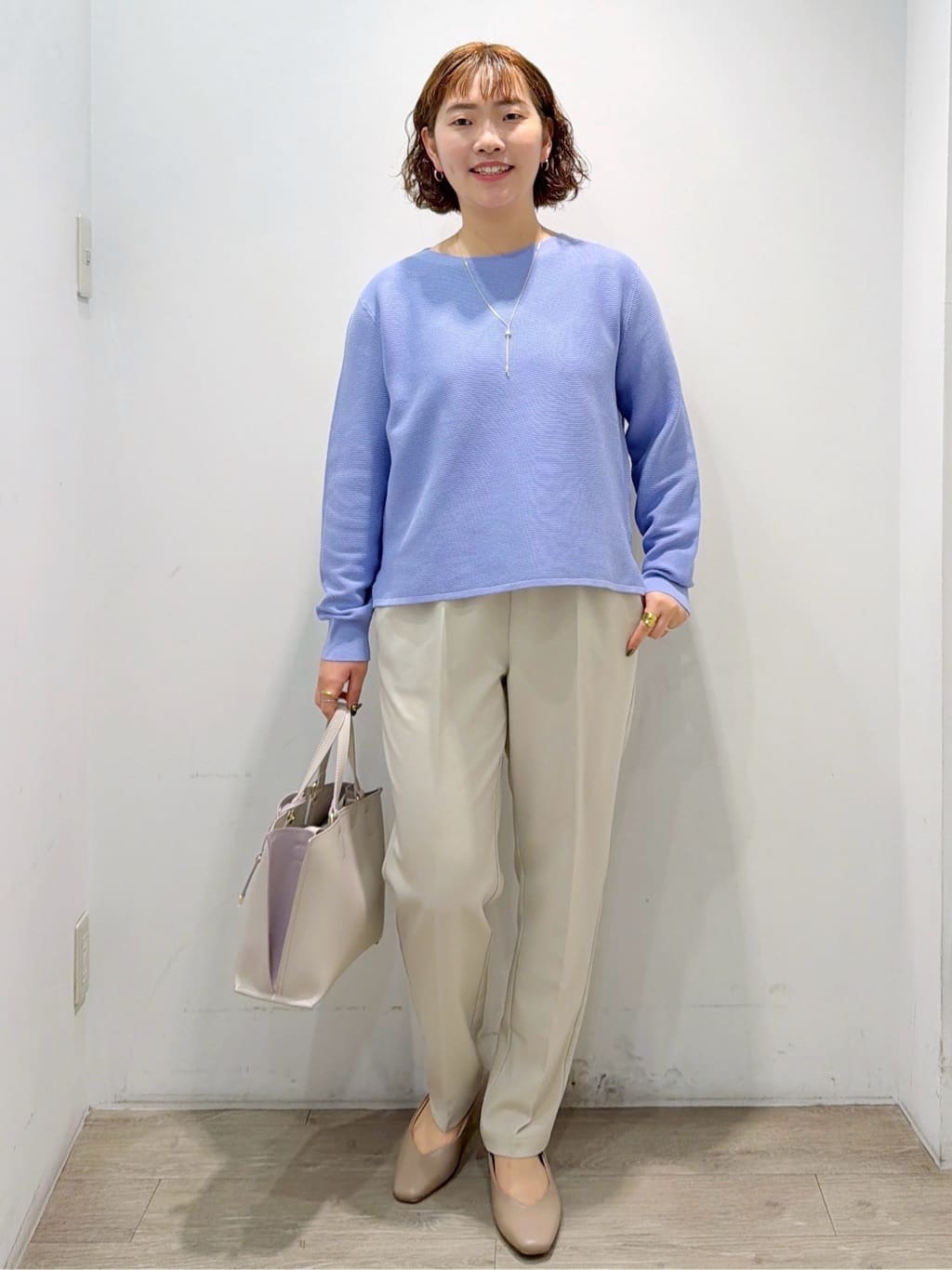 sumicaさんの「OPAQUE.CLIP｜美脚ストレッチイージーテーパードパンツ【洗濯機OK】」を使ったコーディネート