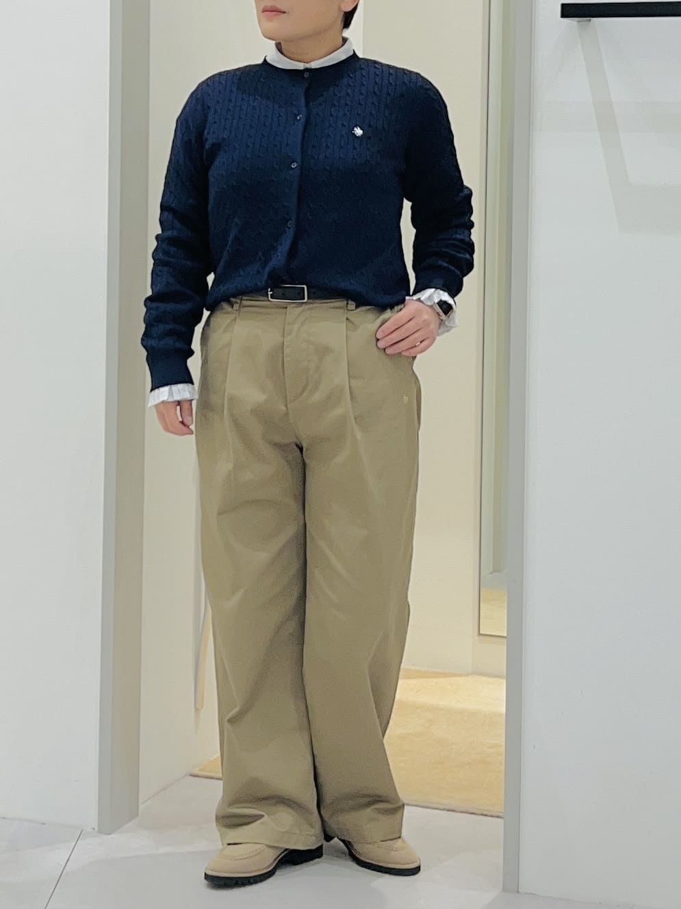 タナさんの「THE SHOP TK｜【POLO BCS 別注】チノパンツ」を使ったコーディネート